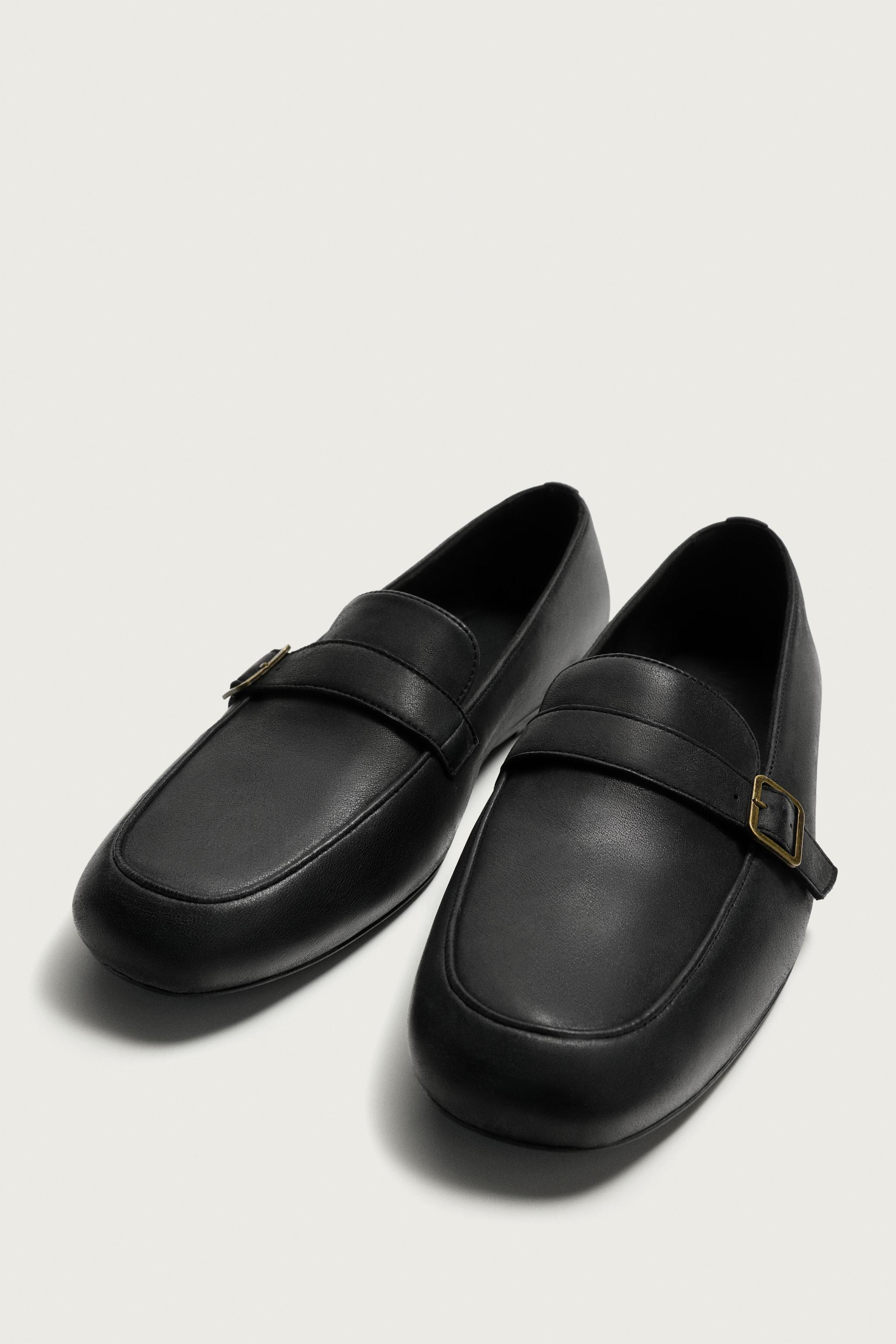 LEATHER LOAFERS